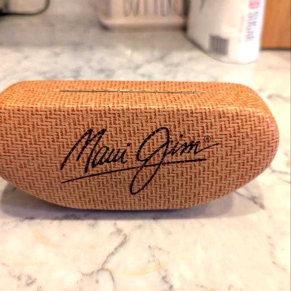 Maui Jim sunglasses - Picture 4 of 7